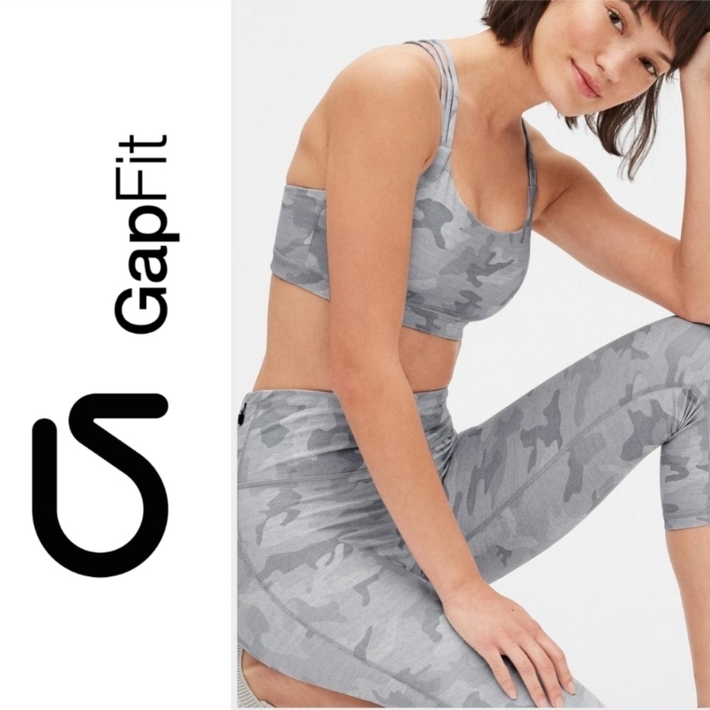 "Like New!" GapFit Eclipse High Rise 7/8 Leggings, Grey Camo